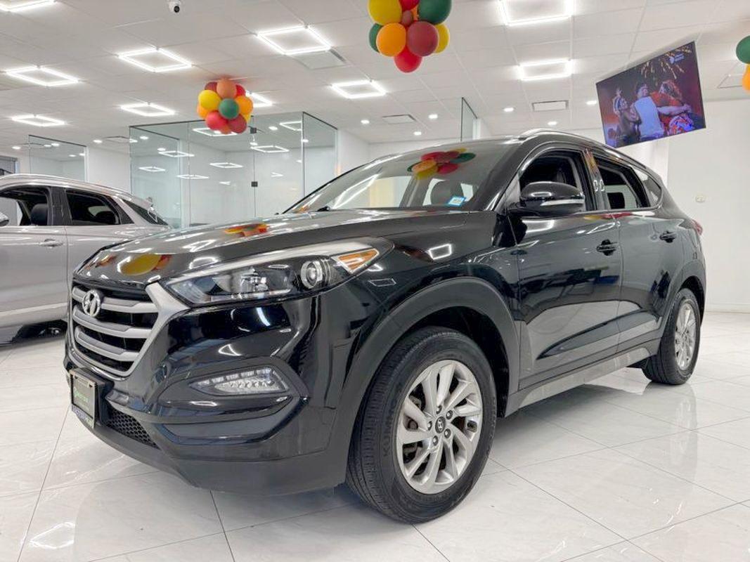 Used 2017 Hyundai TUCSON SE Plus For Sale ($13,995) | MotorHub Stock # ...