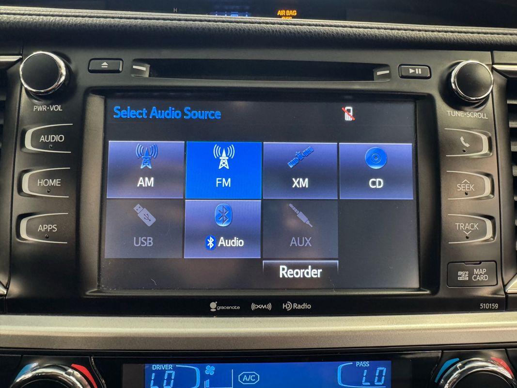 2016 Toyota Highlander XLE photo 10