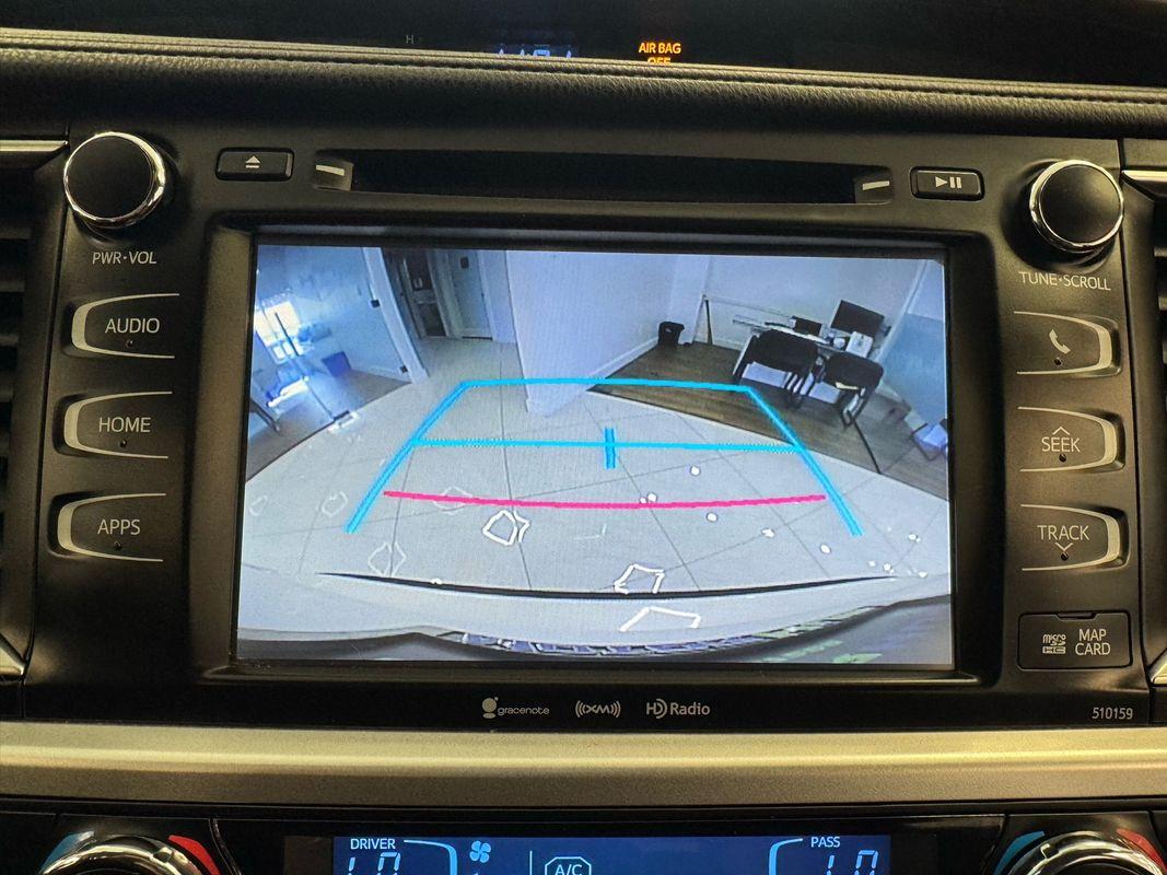 2016 Toyota Highlander XLE photo 11