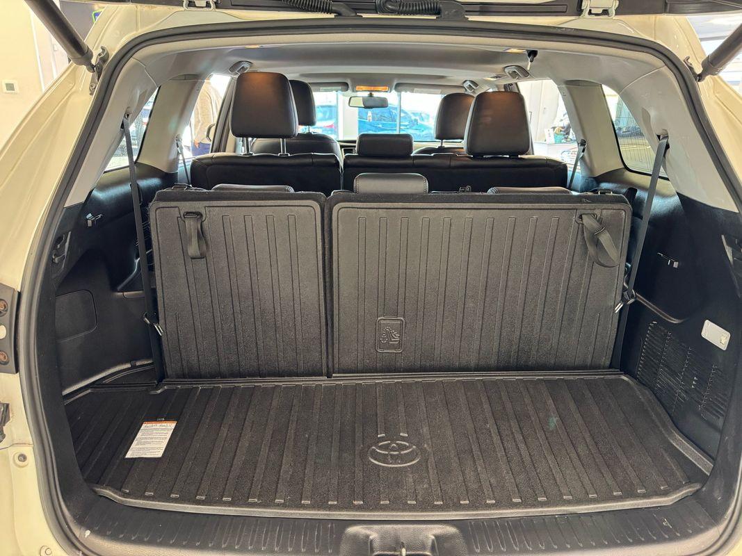 2016 Toyota Highlander XLE photo 21