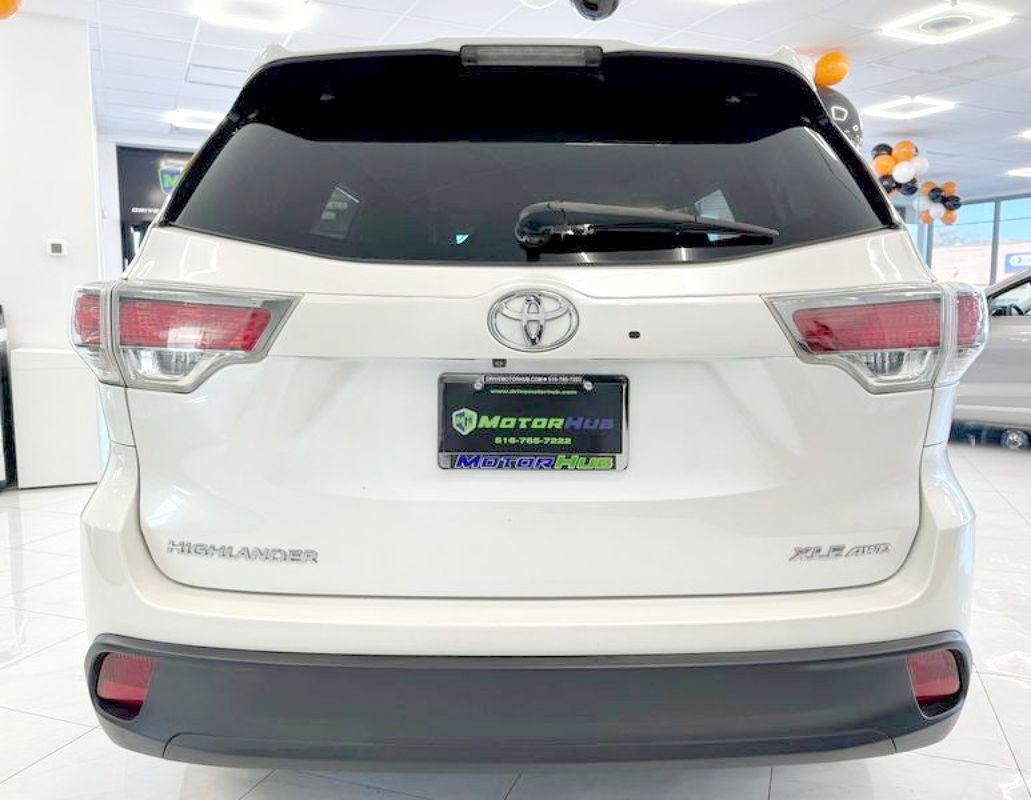 2016 Toyota Highlander XLE photo 5