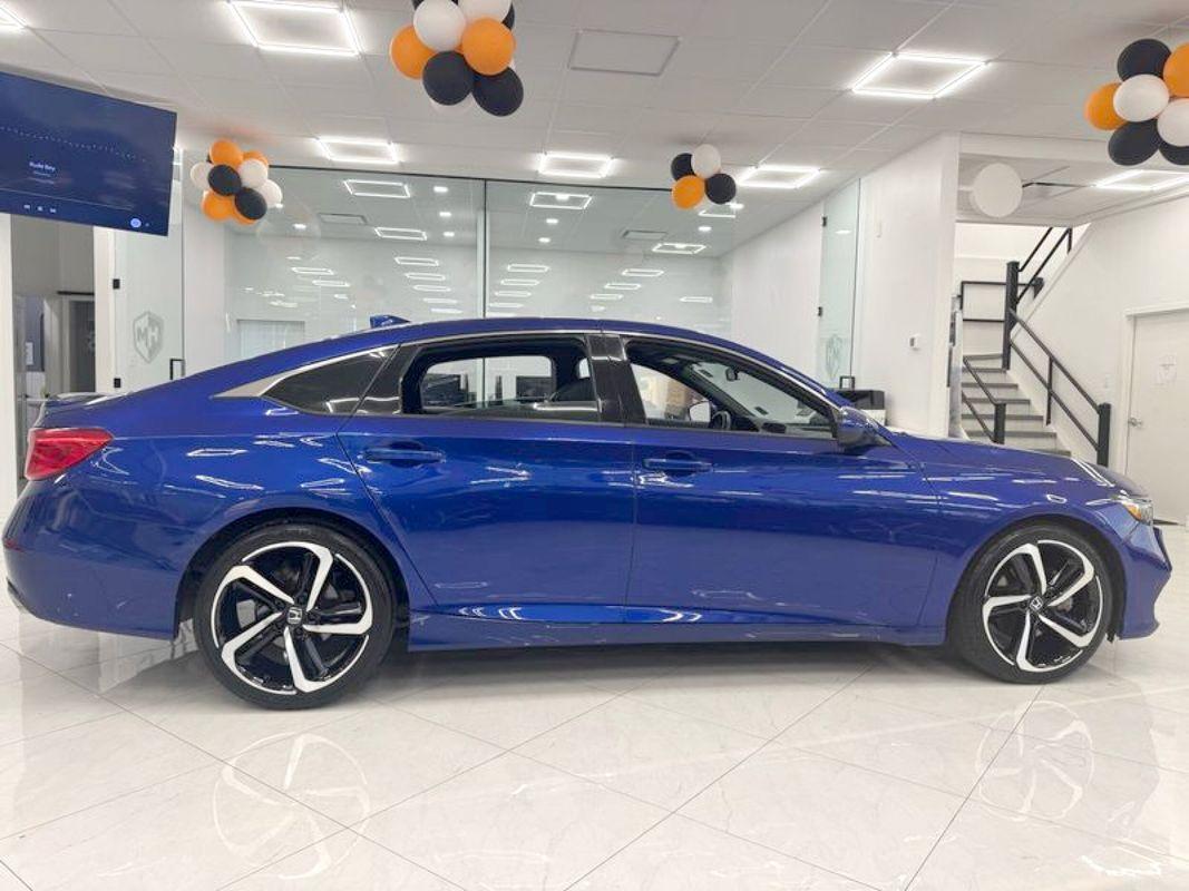 2018 Honda Accord Sport photo 4