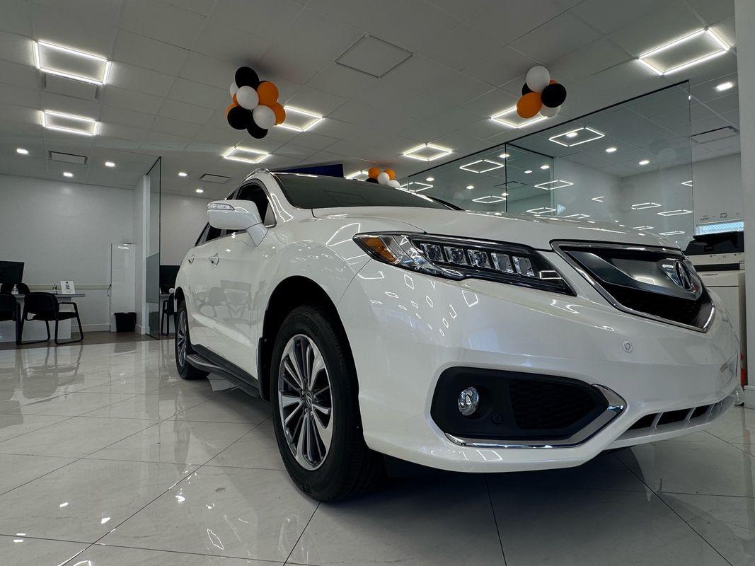 2018 Acura RDX Advance photo 3