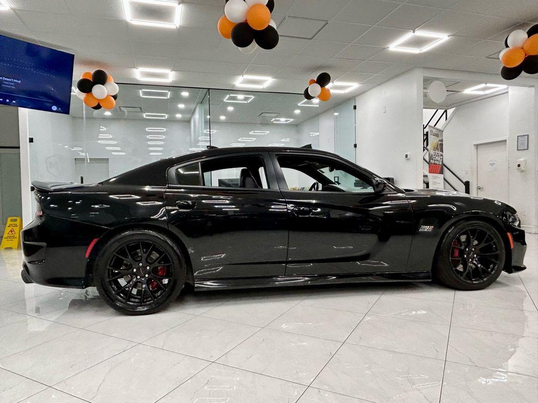 2019 Dodge Charger R/T Scat Pack photo 4