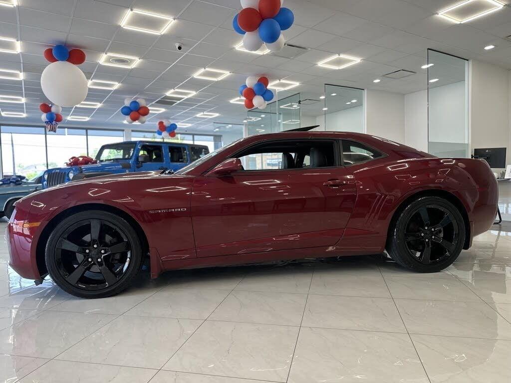 2011 Chevrolet Camaro photo 4