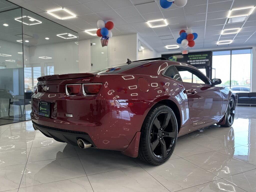 2011 Chevrolet Camaro photo 5