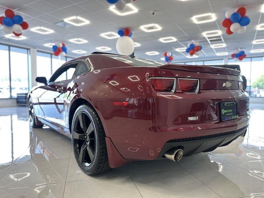 2011 Chevrolet Camaro photo 7