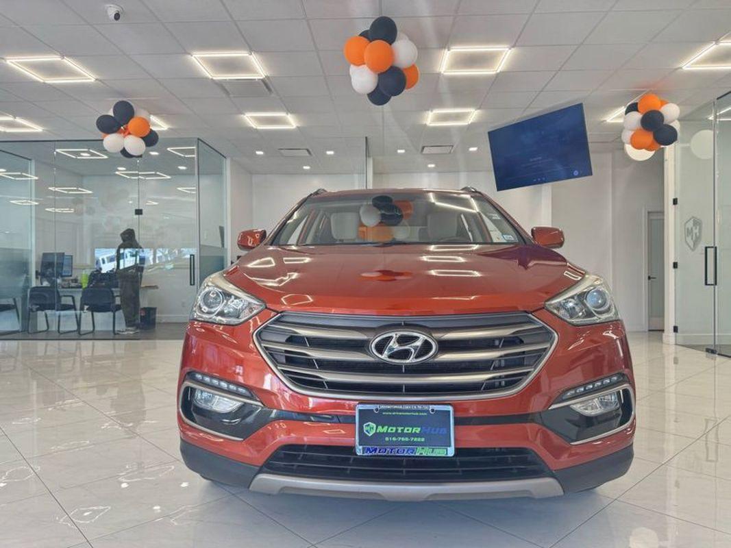 2017 Hyundai Santa Fe Sport photo 2