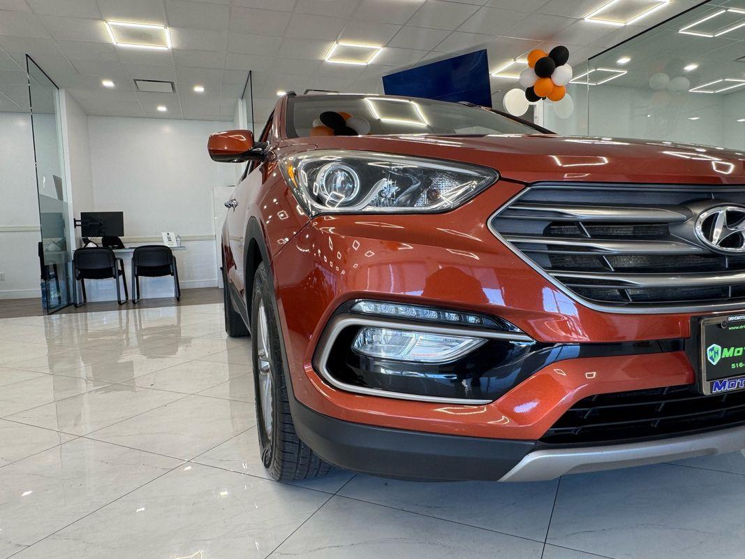 2017 Hyundai Santa Fe Sport photo 3