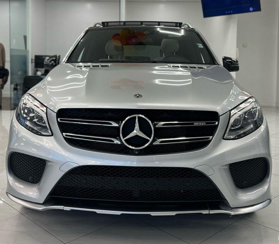 2017 Mercedes Benz GLE AMG 43 photo 2