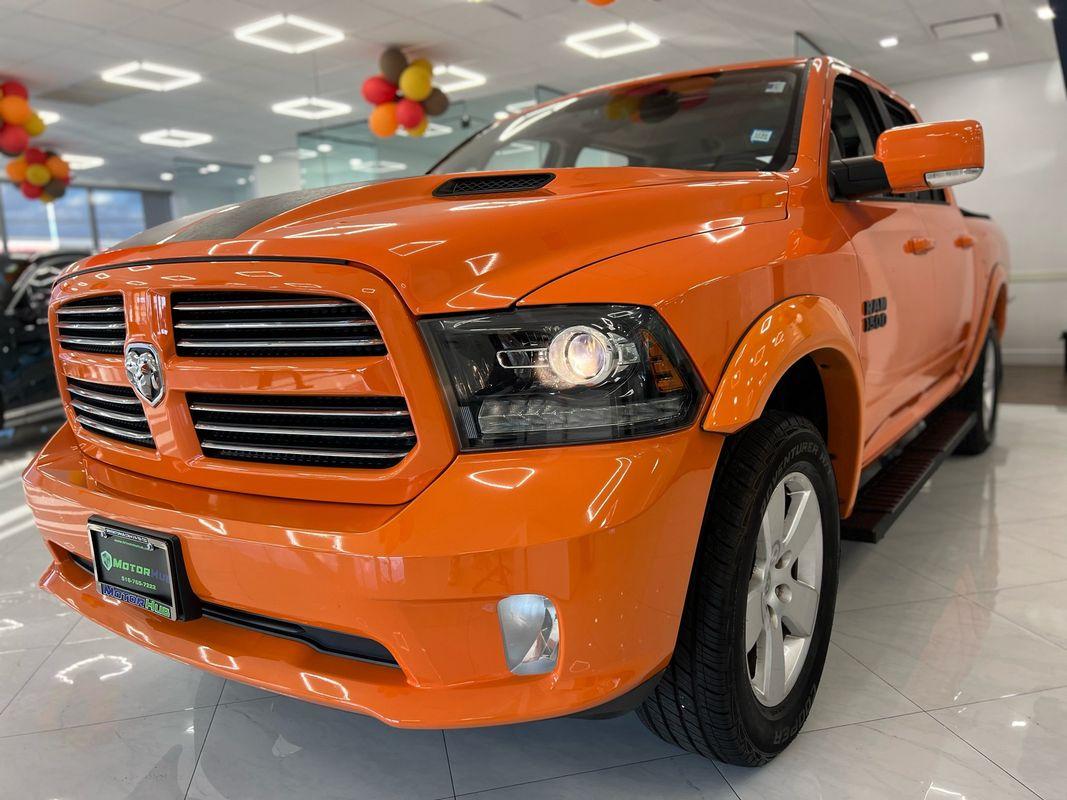 2017 Ram 1500 Sport photo 4