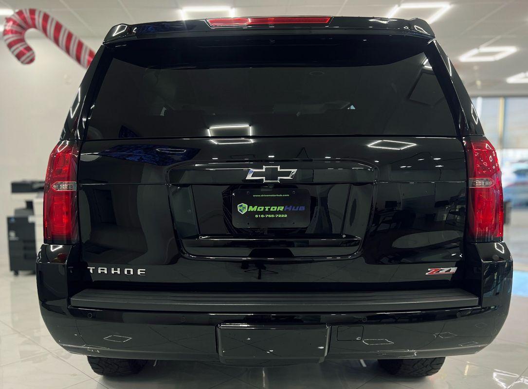 2019 Chevrolet Tahoe LT photo 4