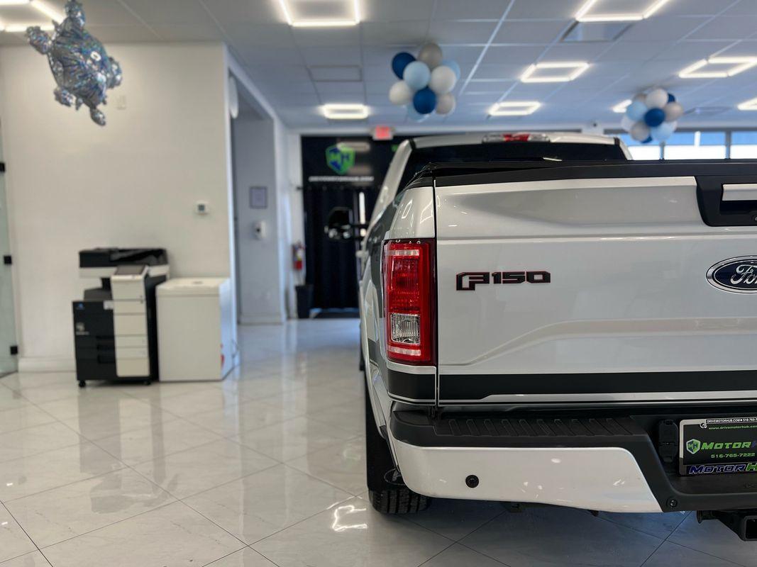 2016 Ford F-150 XLT photo 12