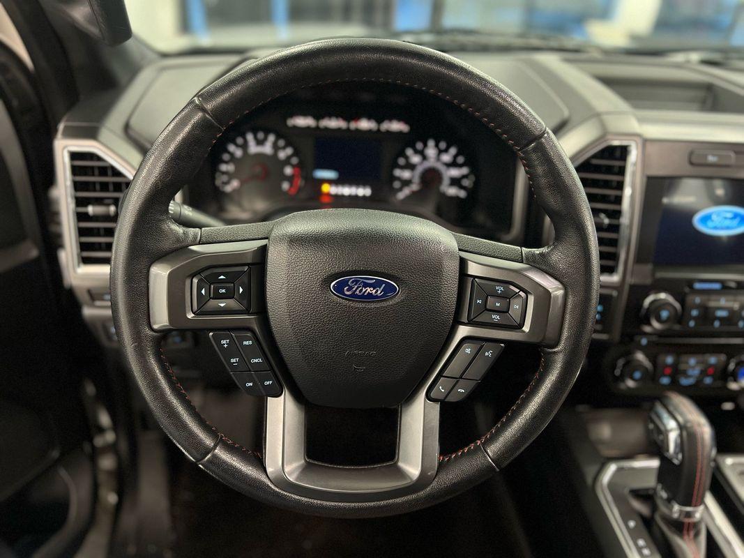 2016 Ford F-150 XLT photo 16