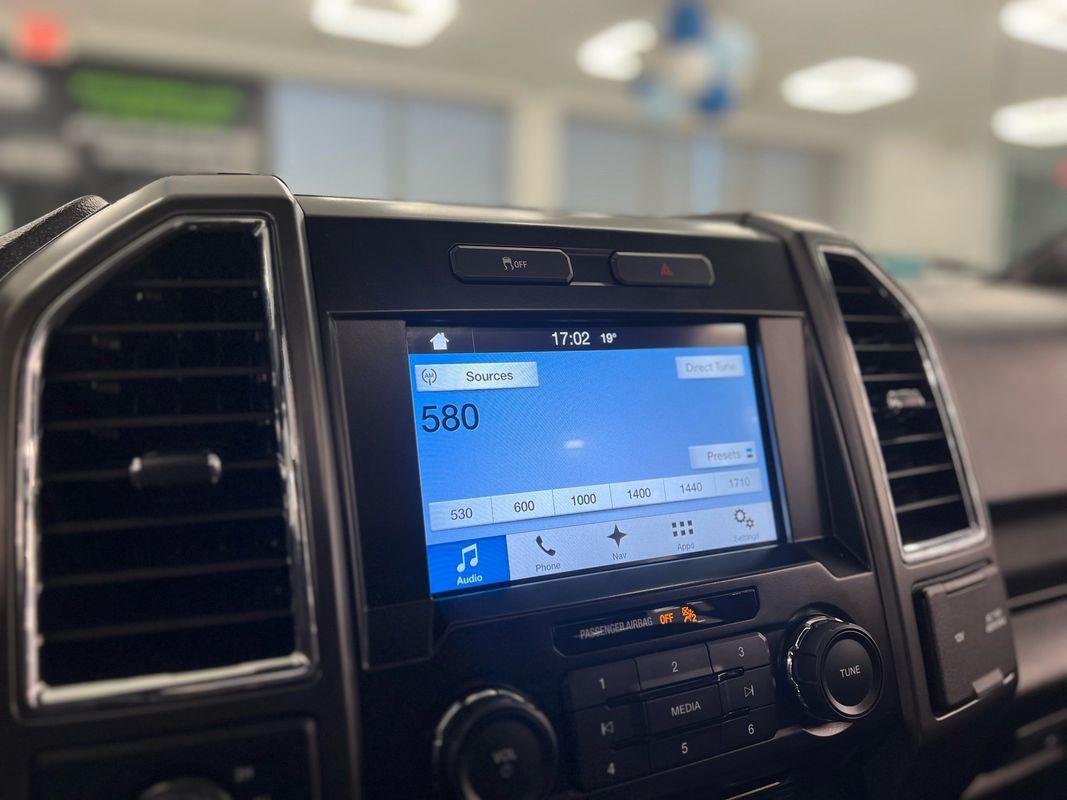 2016 Ford F-150 XLT photo 30