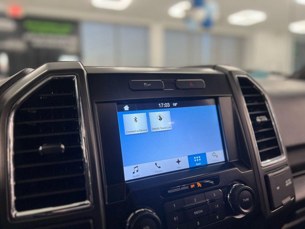 2016 Ford F-150 XLT photo 33