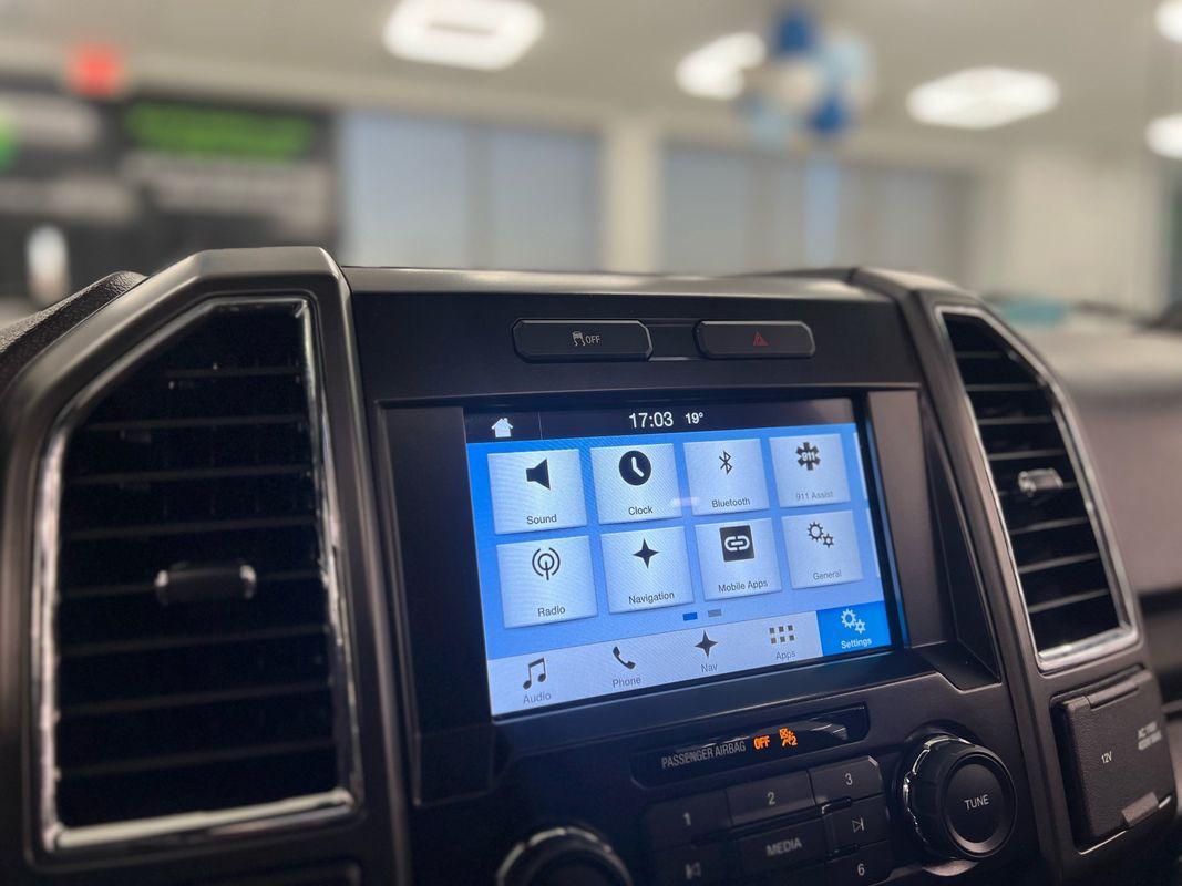 2016 Ford F-150 XLT photo 34