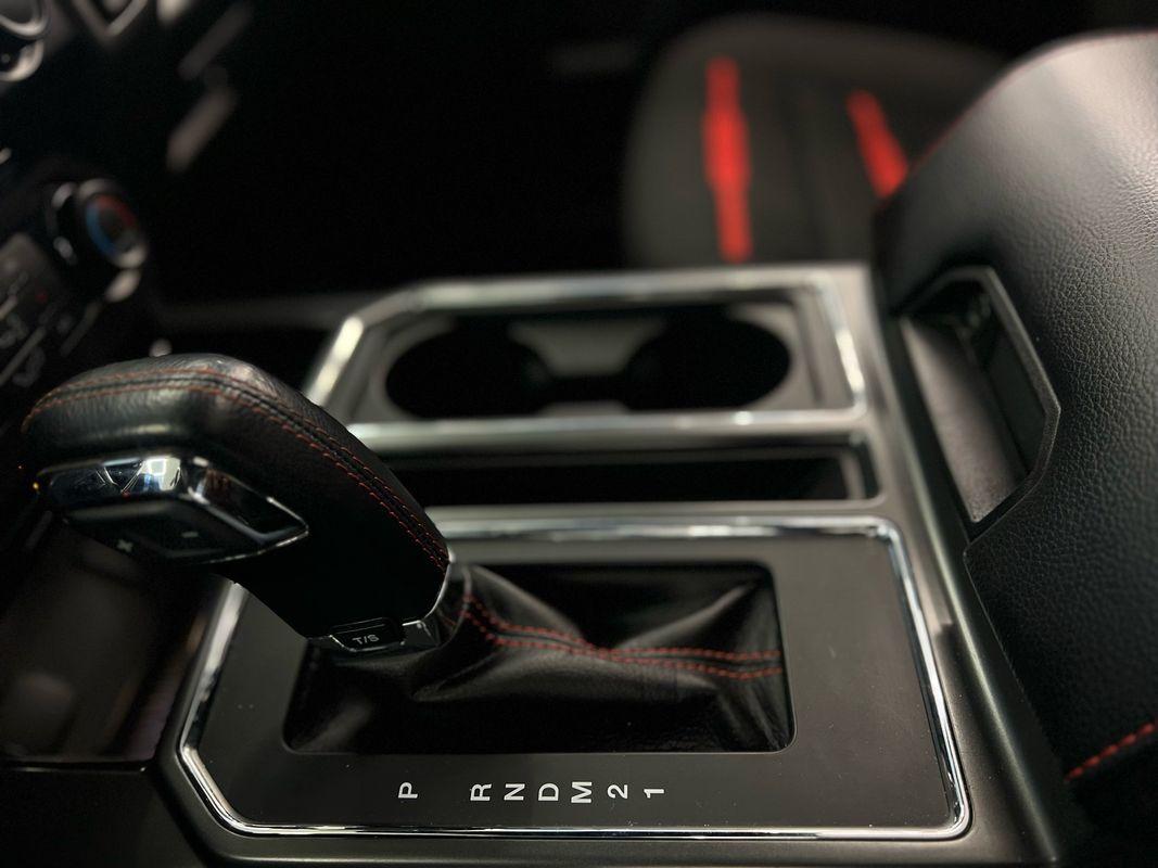 2016 Ford F-150 XLT photo 37