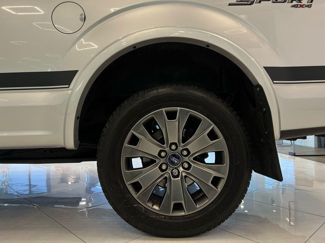 2016 Ford F-150 XLT photo 45