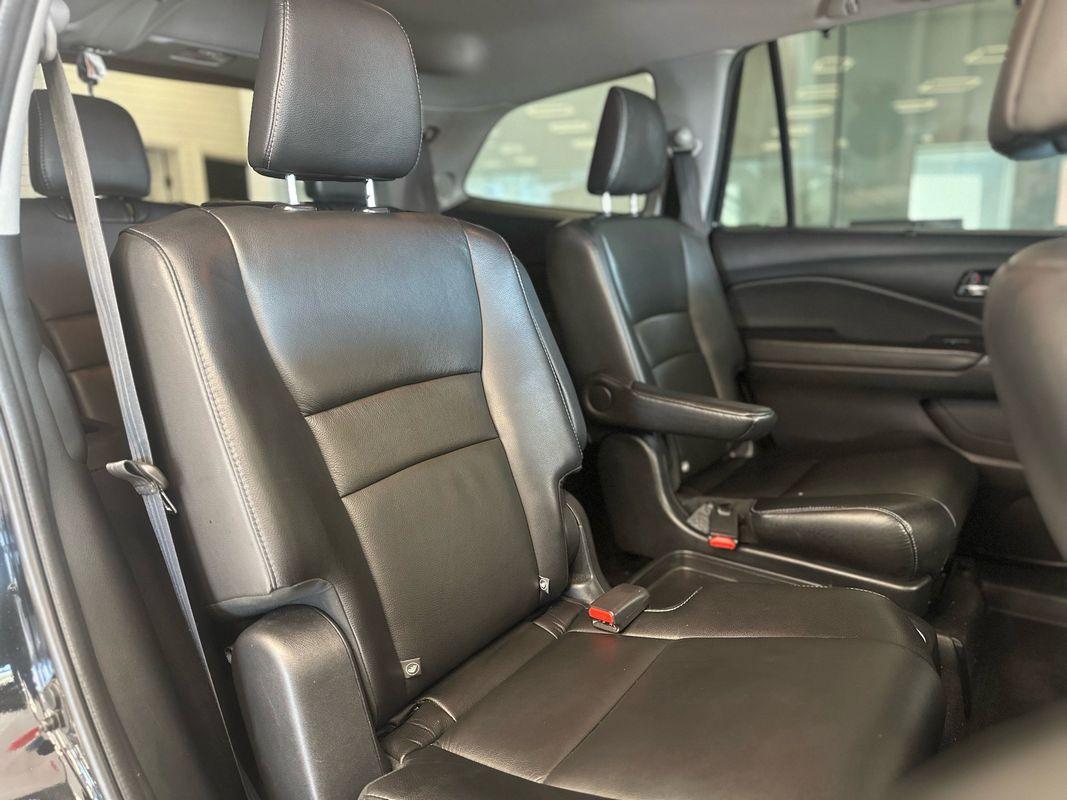 2019 Honda Pilot photo 18