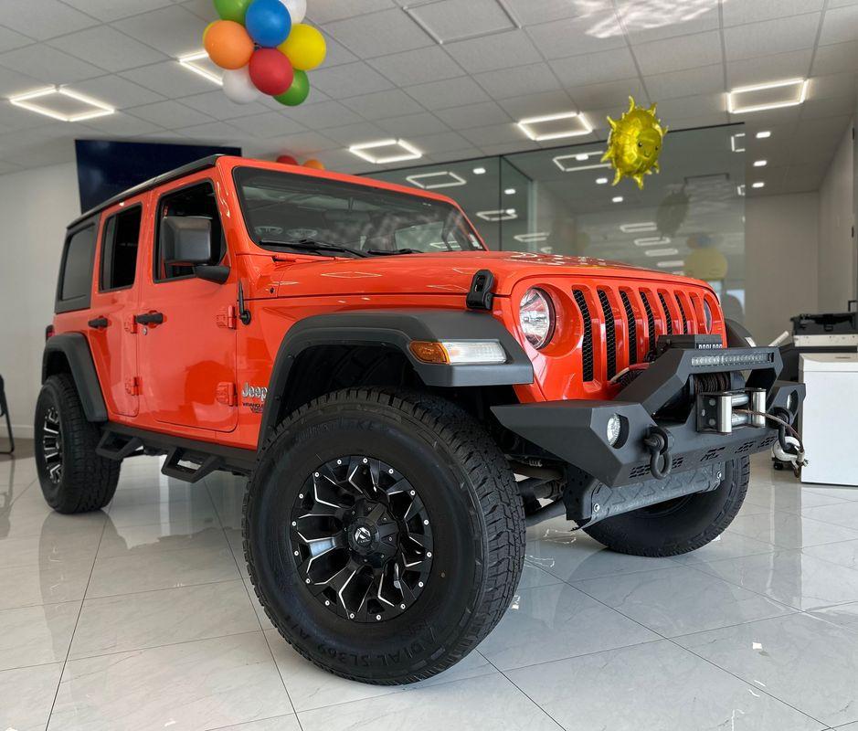 2019 Jeep Wrangler Unlimited Sport S photo 2