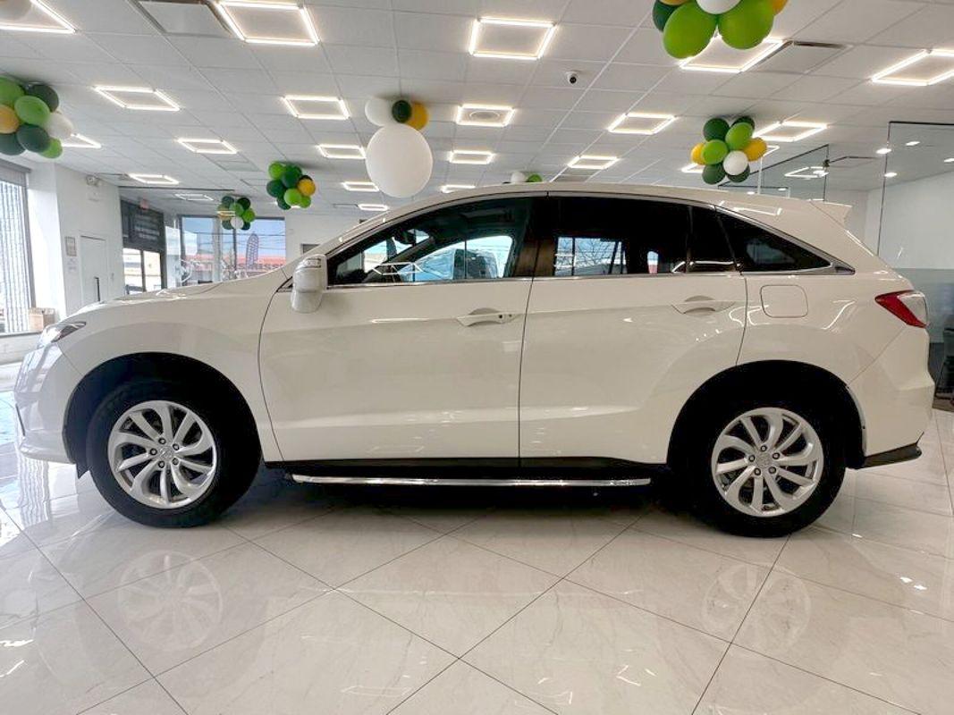 2017 Acura RDX Technology photo 4