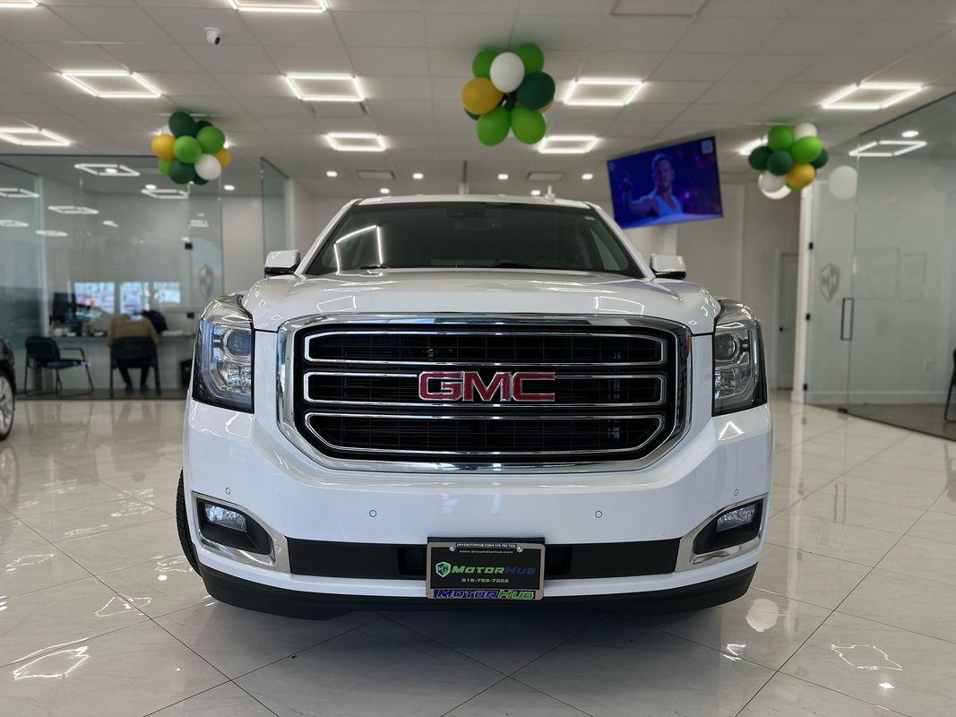 2018 Gmc Yukon SLT photo 2