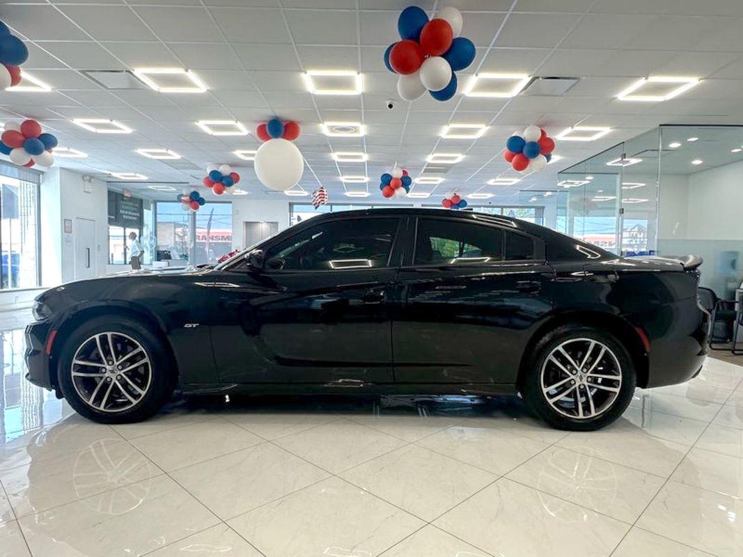 2018 Dodge Charger GT photo 4