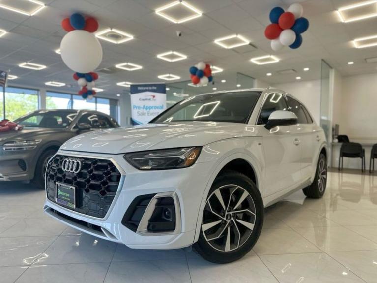 Used 2024 Audi Q5 quattro S line Prem Plus 45 TFSI for sale Sold at MotorHub in Inwood NY
