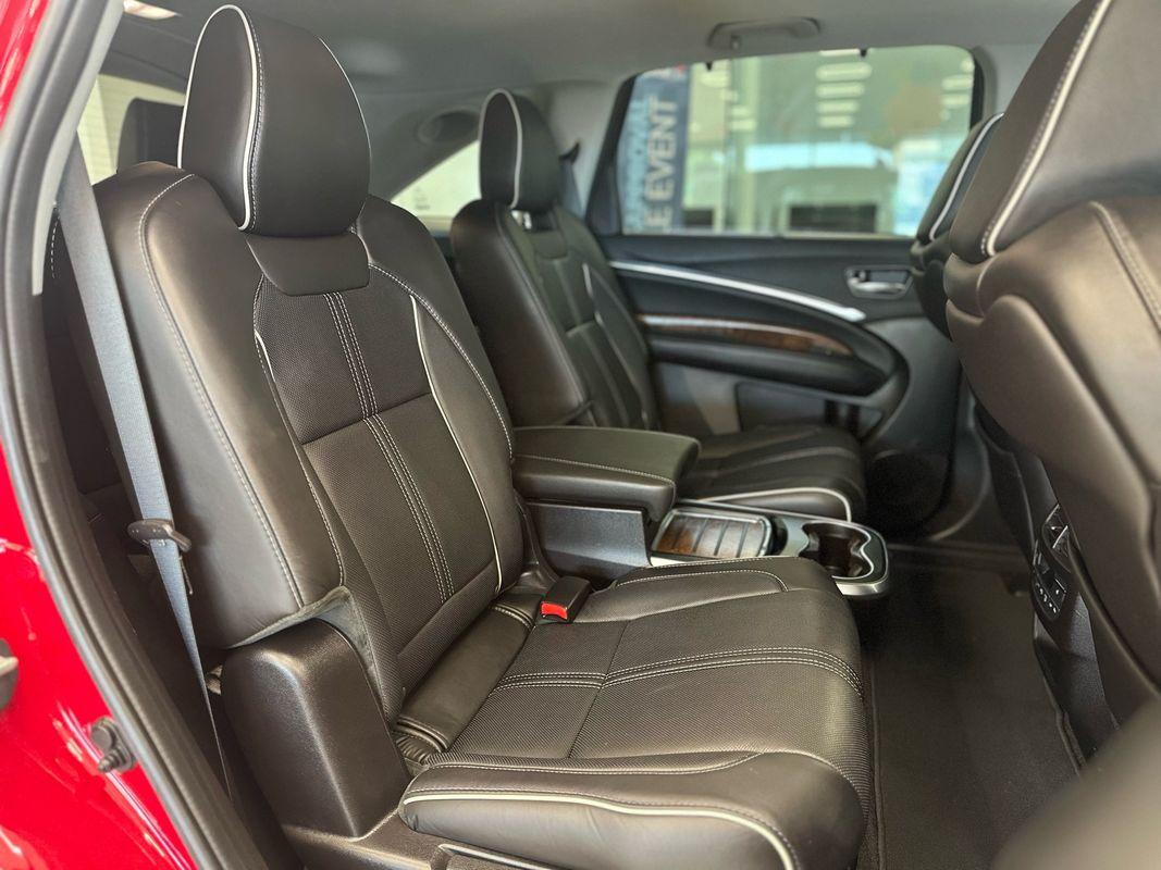 2018 Acura MDX SH-AWD Advance photo 22