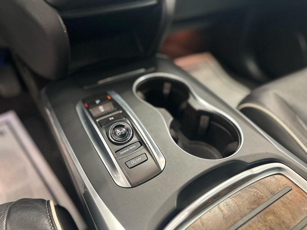 2018 Acura MDX SH-AWD Advance photo 32