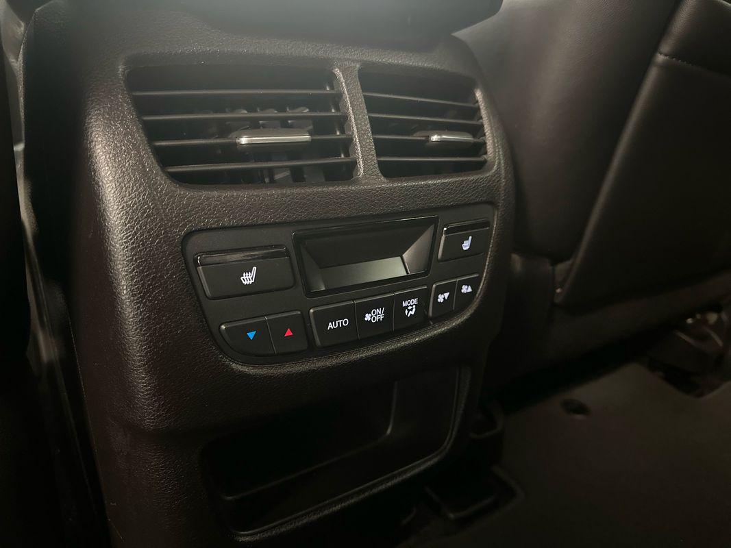 2018 Acura MDX SH-AWD Advance photo 34