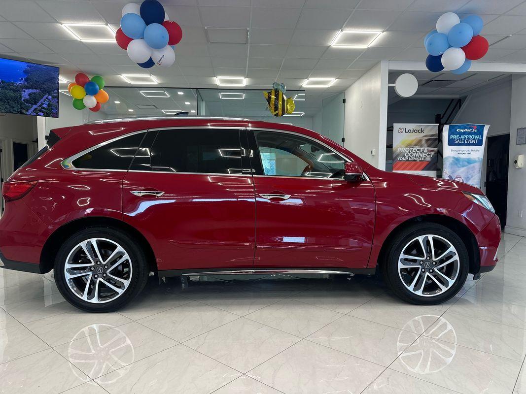 2018 Acura MDX SH-AWD Advance photo 4
