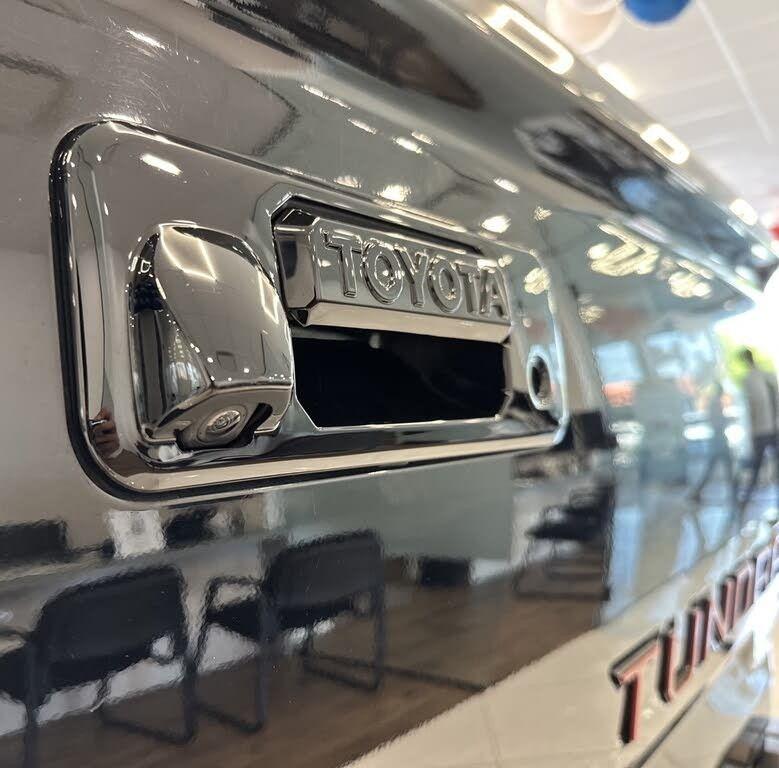 2016 Toyota Tundra SR5 CrewMax photo 31