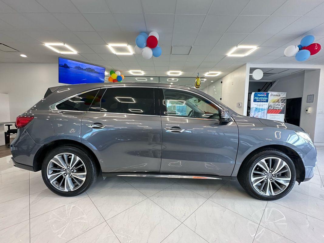 2017 Acura MDX SH-AWD Technology photo 4