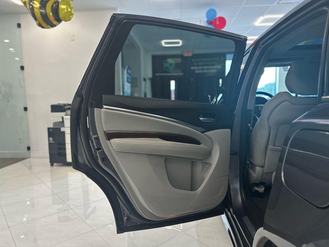 2017 Acura MDX SH-AWD Technology photo 38