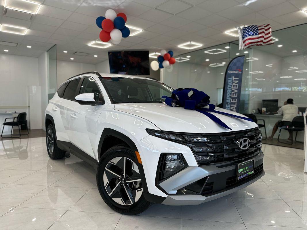 2025 Hyundai Tucson SEL photo 2
