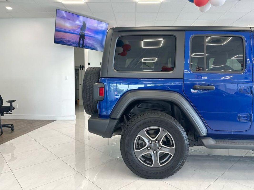 2019 Jeep Wrangler Unlimited Sport S photo 3