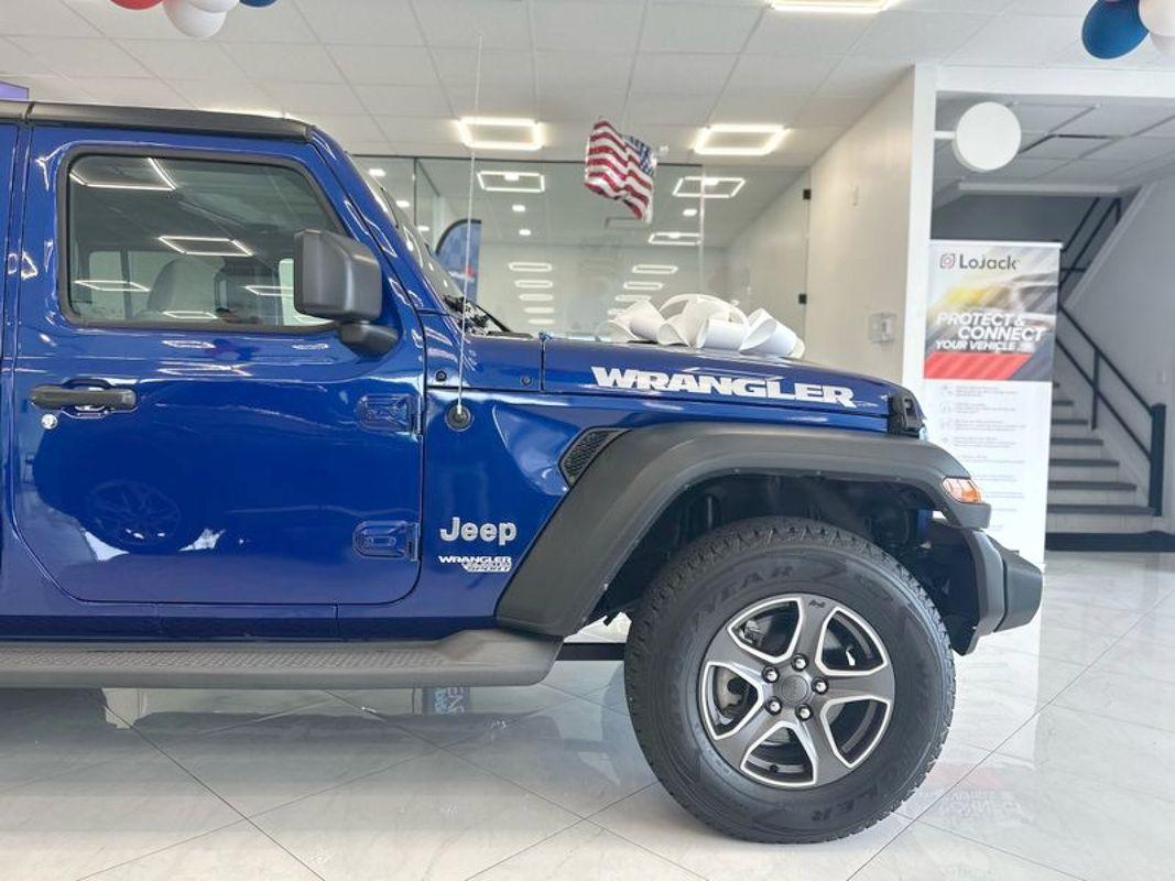 2019 Jeep Wrangler Unlimited Sport S photo 4