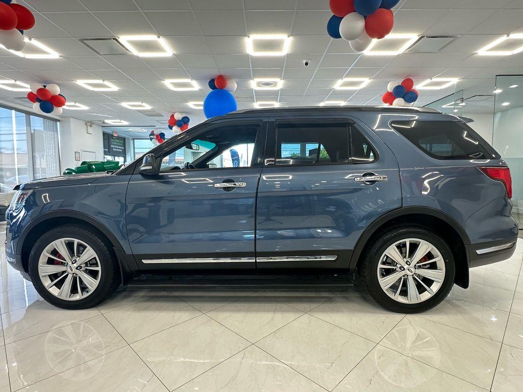 2019 Ford Explorer Limited photo 2