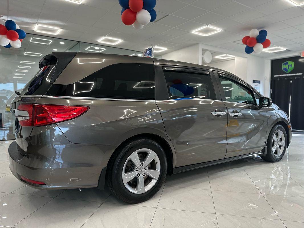 2019 Honda Odyssey EX photo 10