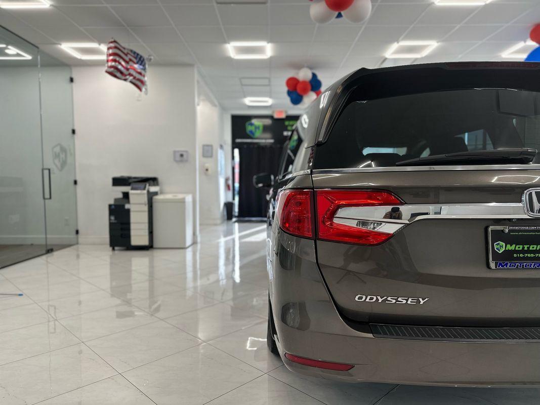 2019 Honda Odyssey EX photo 11