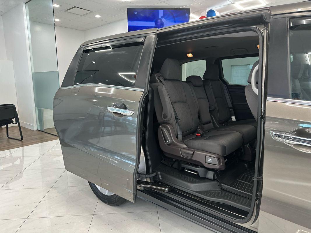 2019 Honda Odyssey EX photo 13