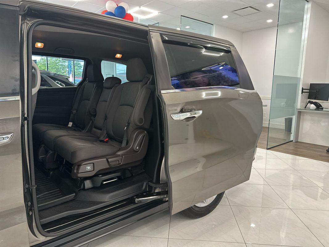 2019 Honda Odyssey EX photo 14