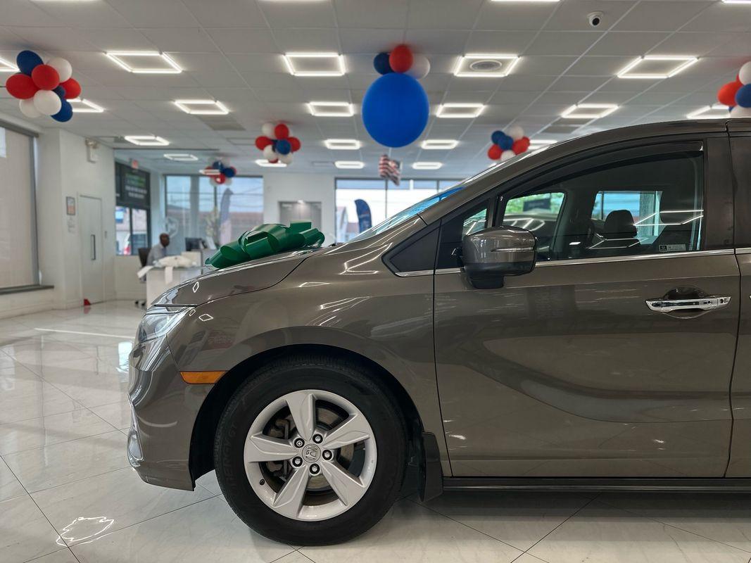 2019 Honda Odyssey EX photo 6