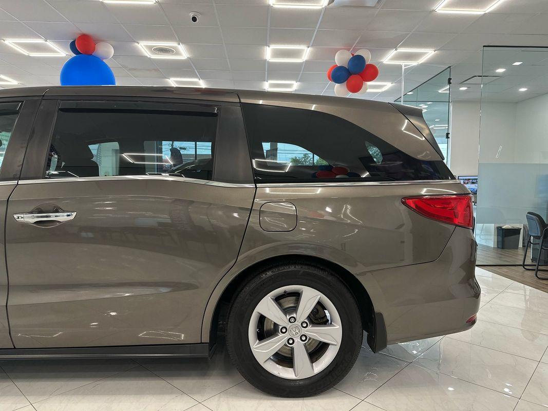 2019 Honda Odyssey EX photo 7