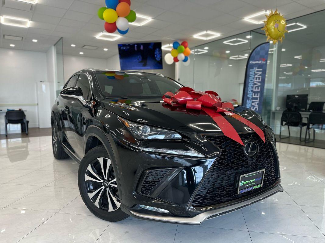 2018 Lexus NX 300 F SPORT photo 2