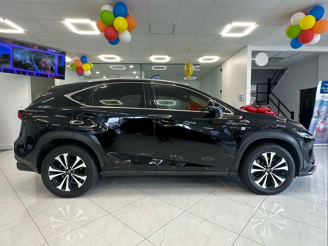 2018 Lexus NX 300 F SPORT photo 3