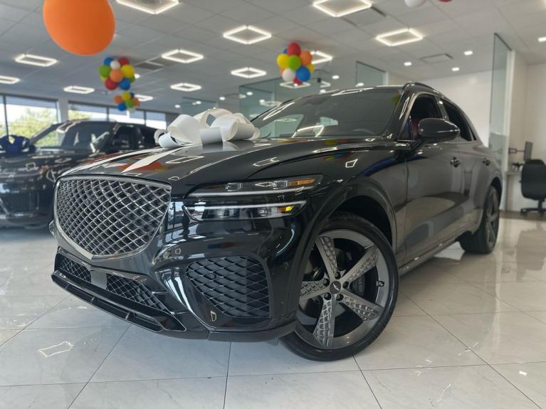 2023 GENESIS GV70 Standard's photo