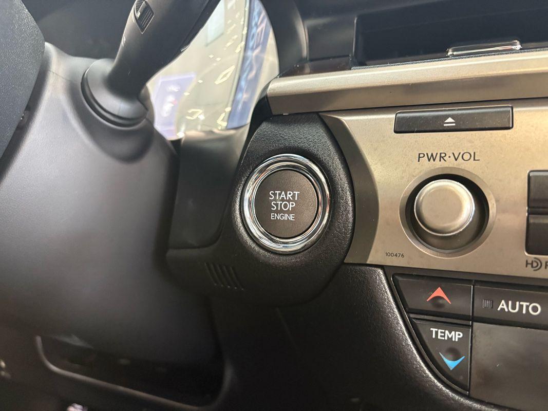 2016 Lexus ES 350 photo 25